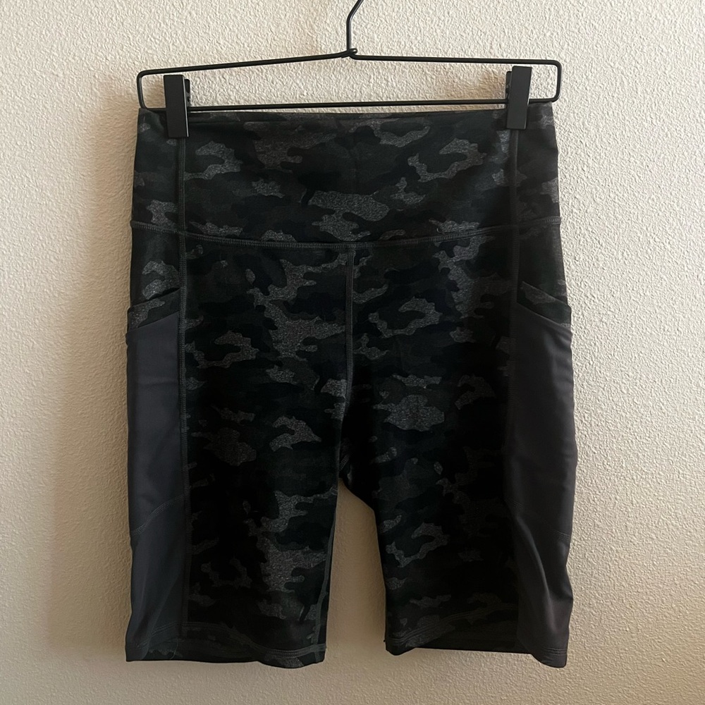 Fabletics Biker Shorts with Pockets